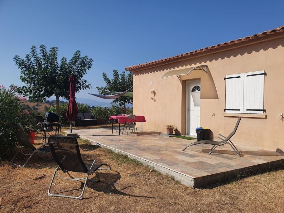 Studio Mitoyen A La Campagne Vue Sur La Mer Cargese Exterior photo
